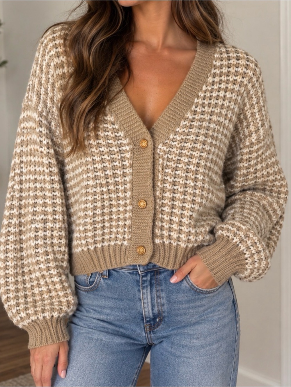 Source Unknown Beige & White V-Neck Button-Front Cardigan Sweater